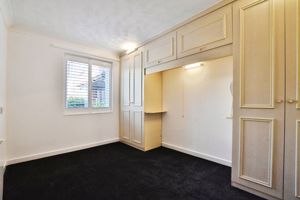 BEDROOM- click for photo gallery